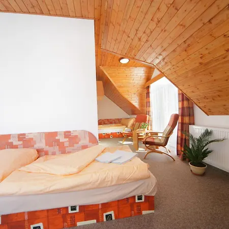 Skalka Hotel *